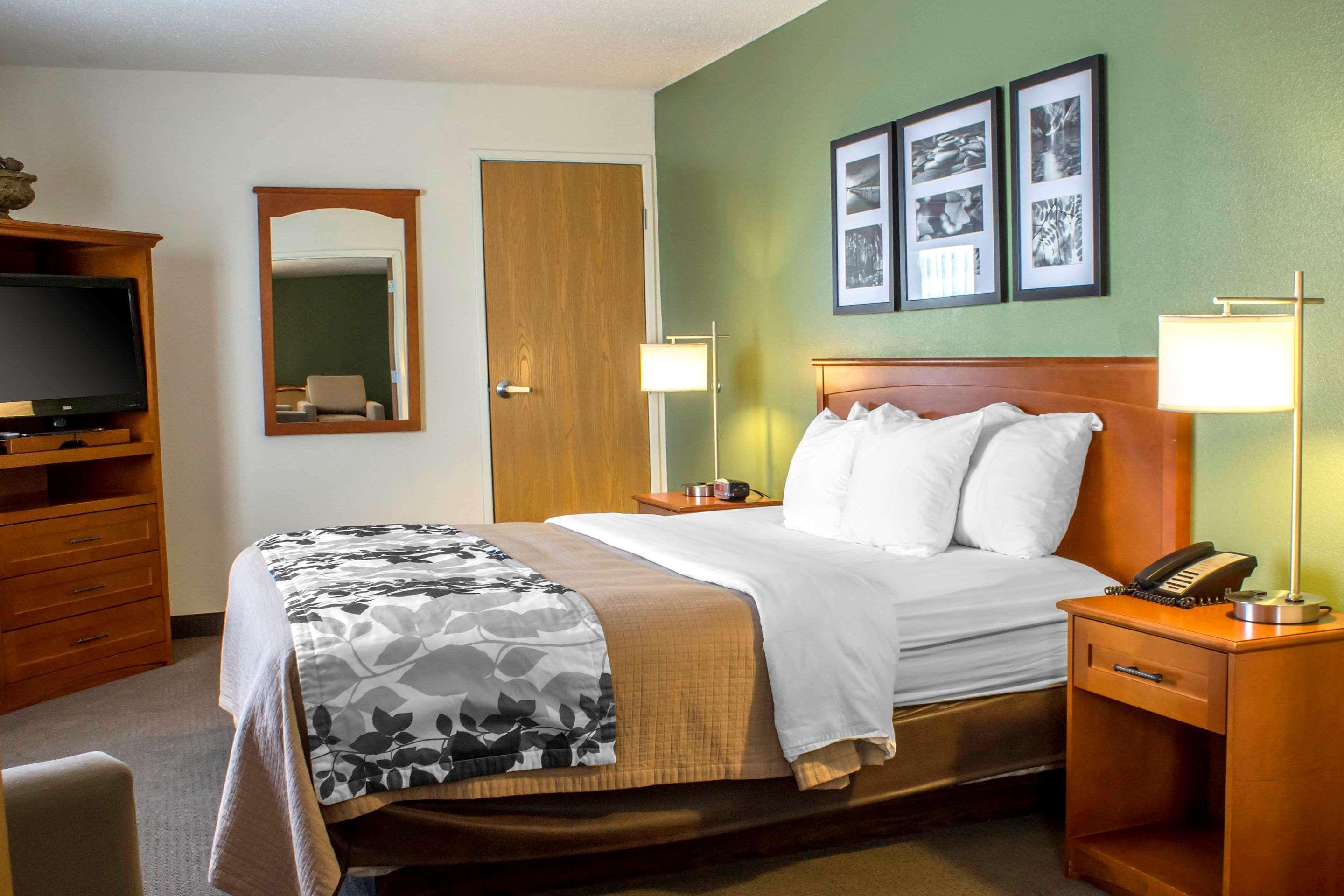Sleep Inn & Suites Charles City Dış mekan fotoğraf